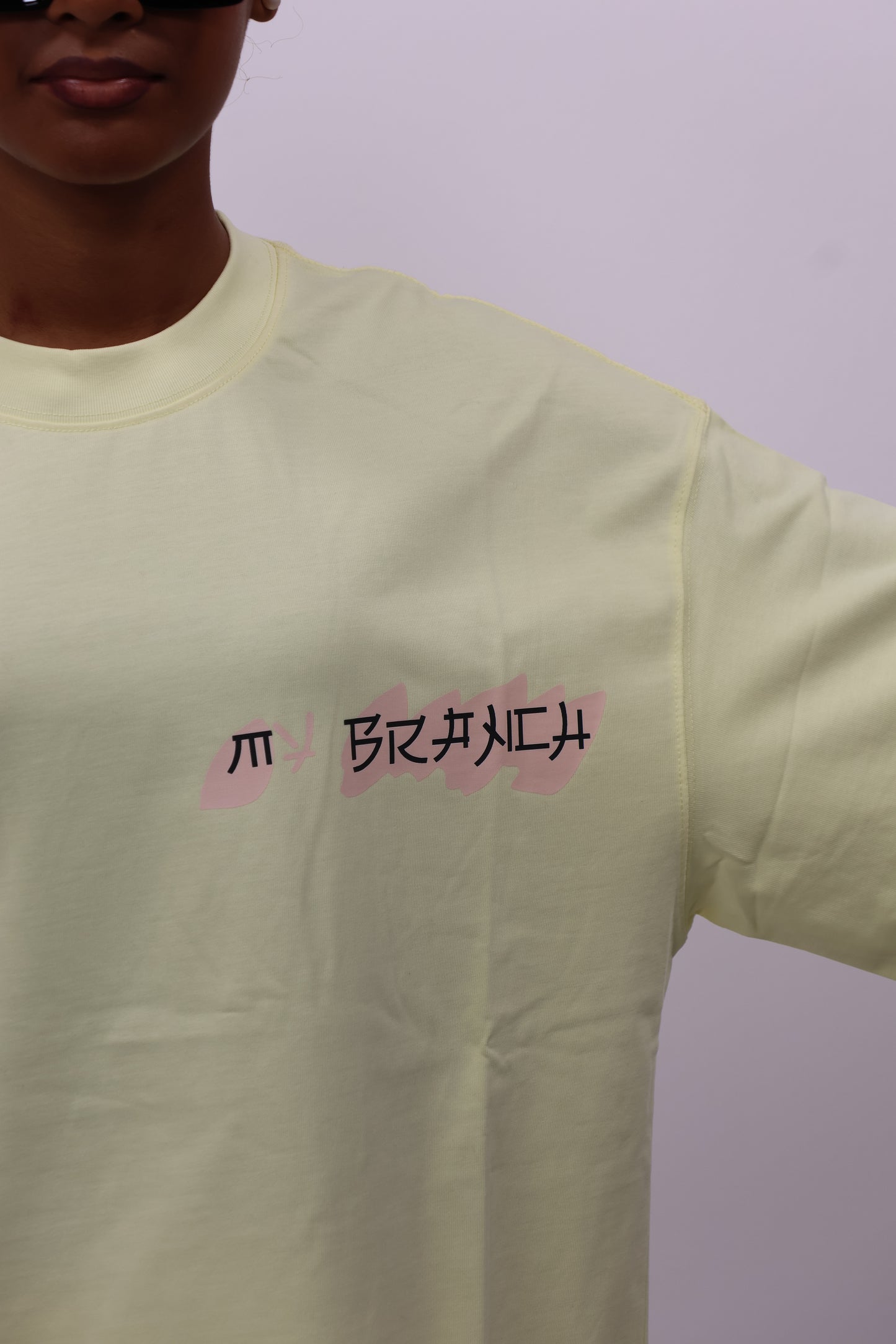 عالمي - الفصل الأول - تي شيرت ساكورا