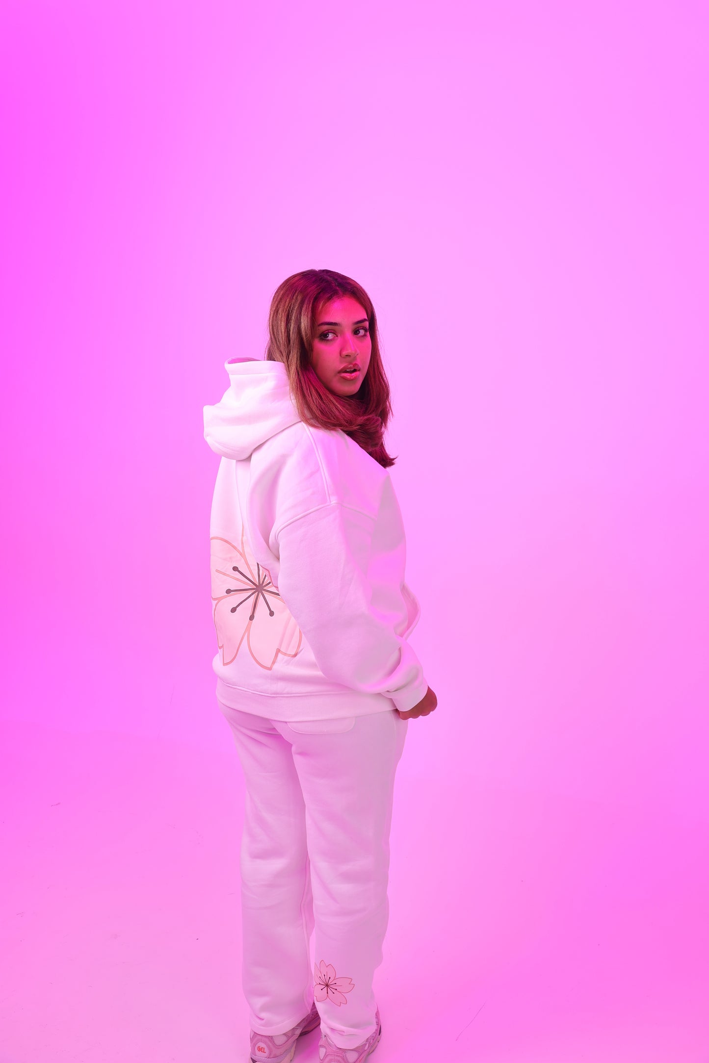 عالمي - الفصل الأول - هودي ساكورا